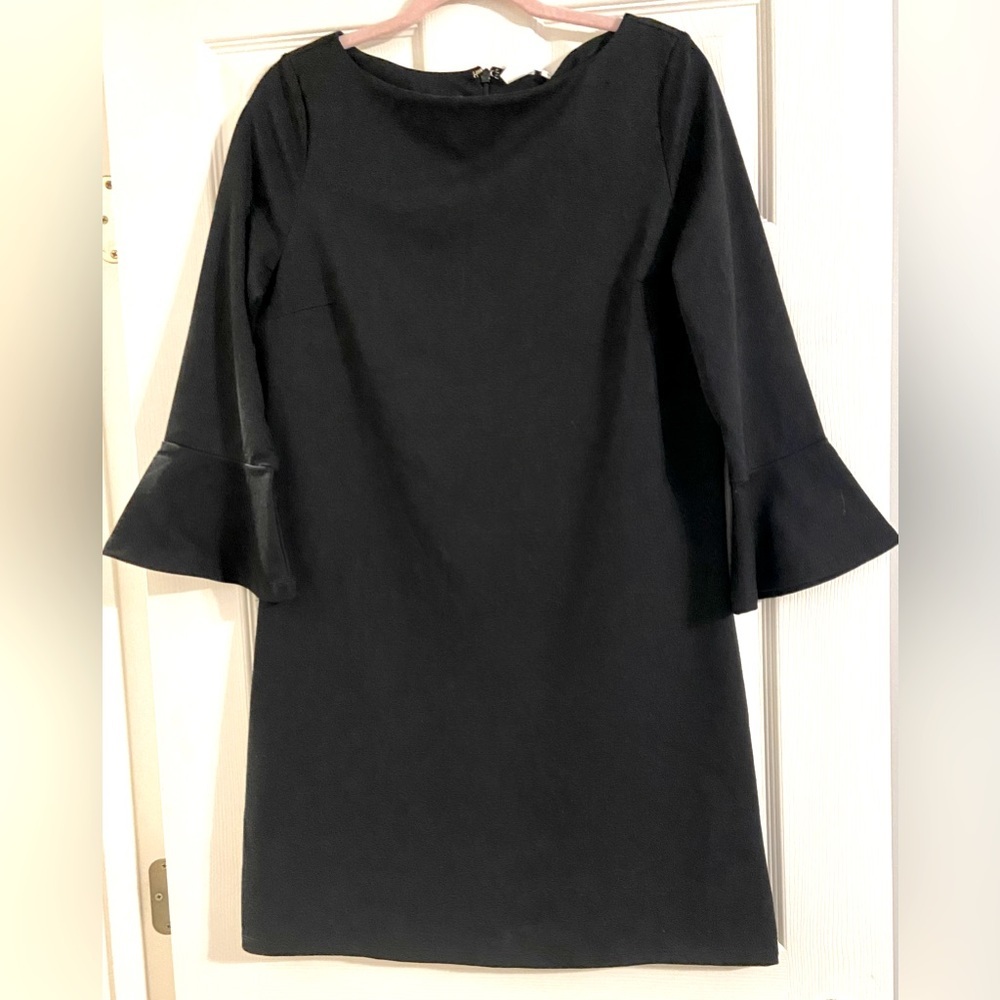 Gap black dress in size Medium
